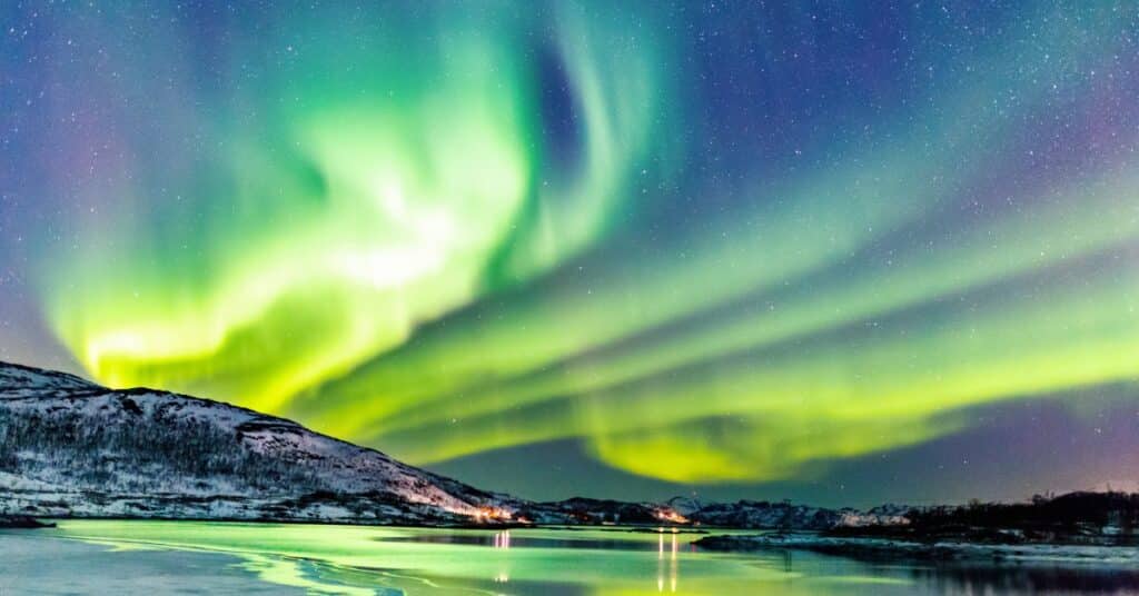 Group flights to Finland or from Finland, aurora borealis northern lights